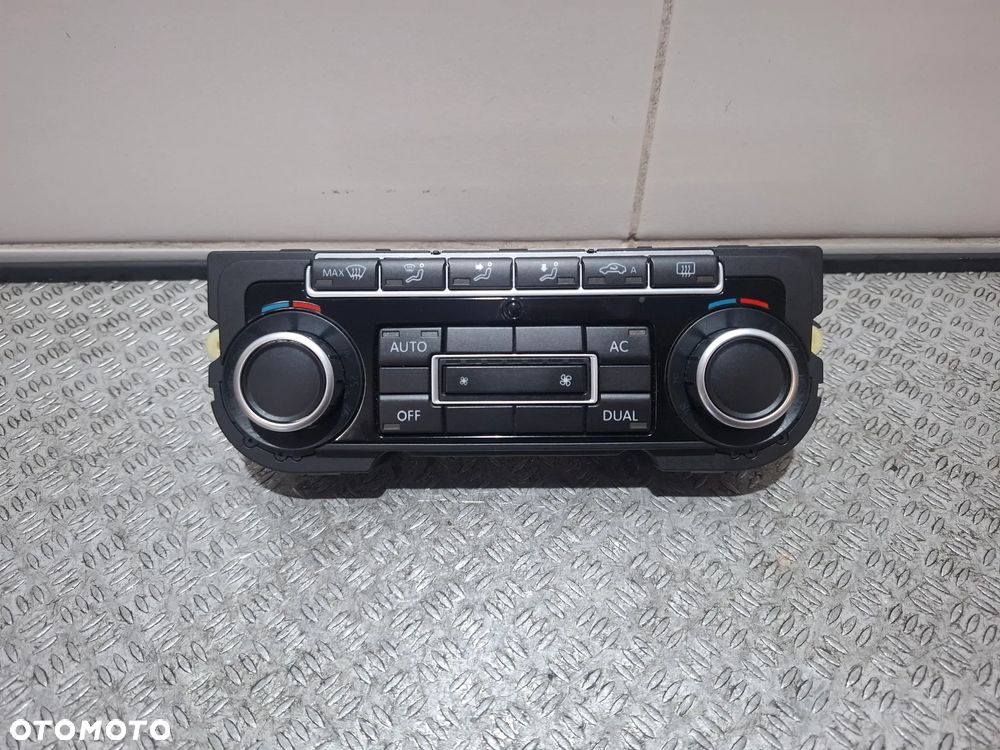 Panel klimatyzacji Volkswagen Passat CC 2009 rok nr 5K0907044 - 1