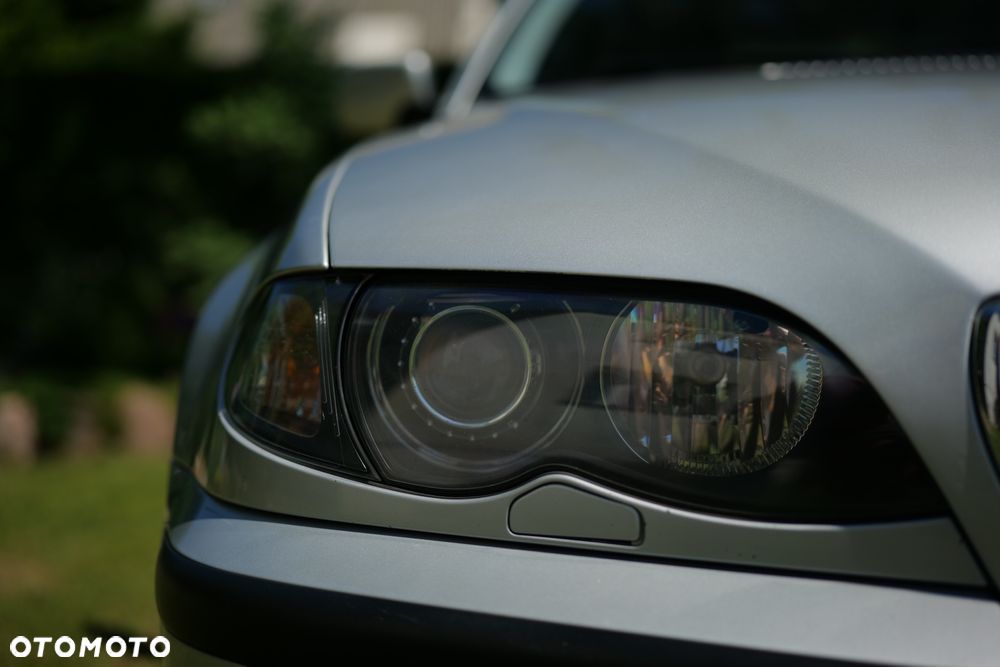 BMW Seria 3 320i - 12