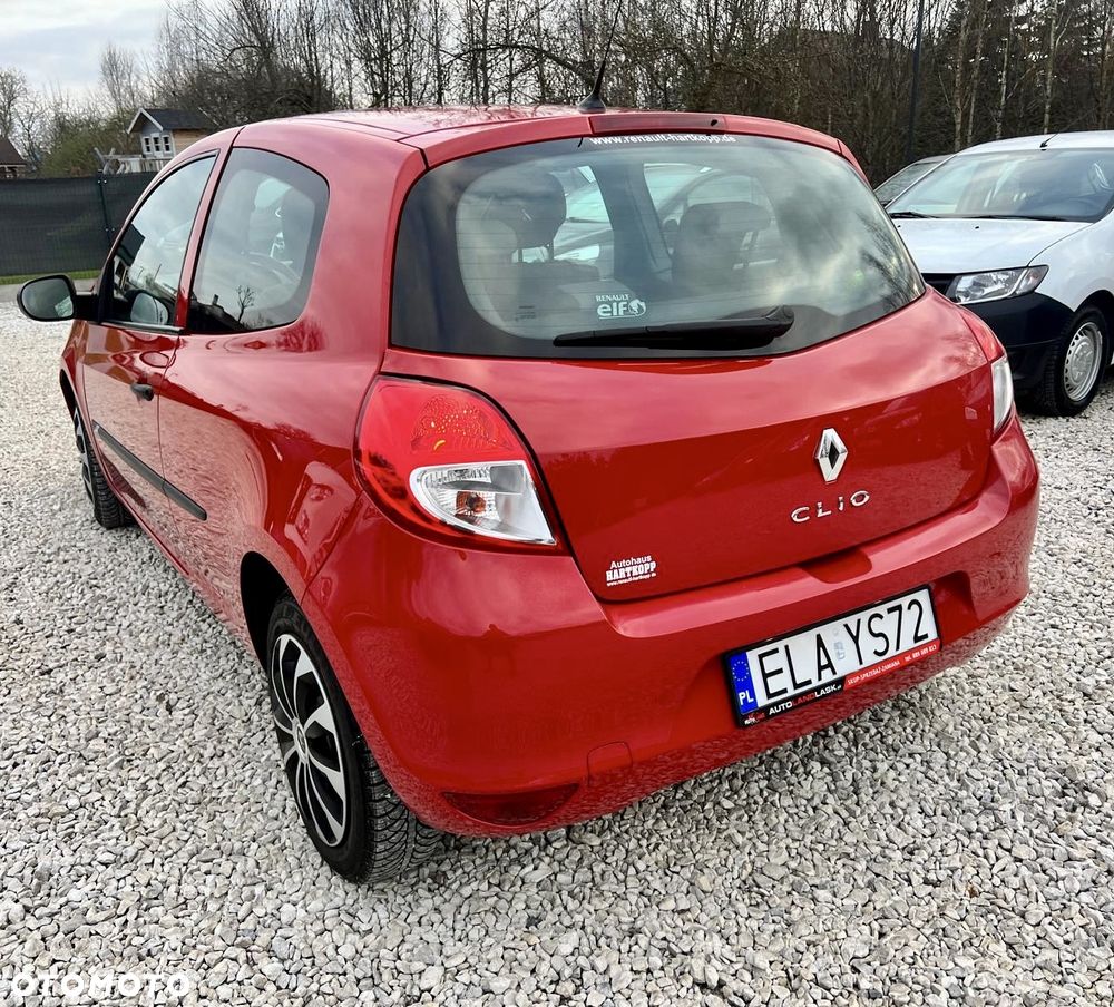 Renault Clio 1.2 16V 75 Dynamique - 15