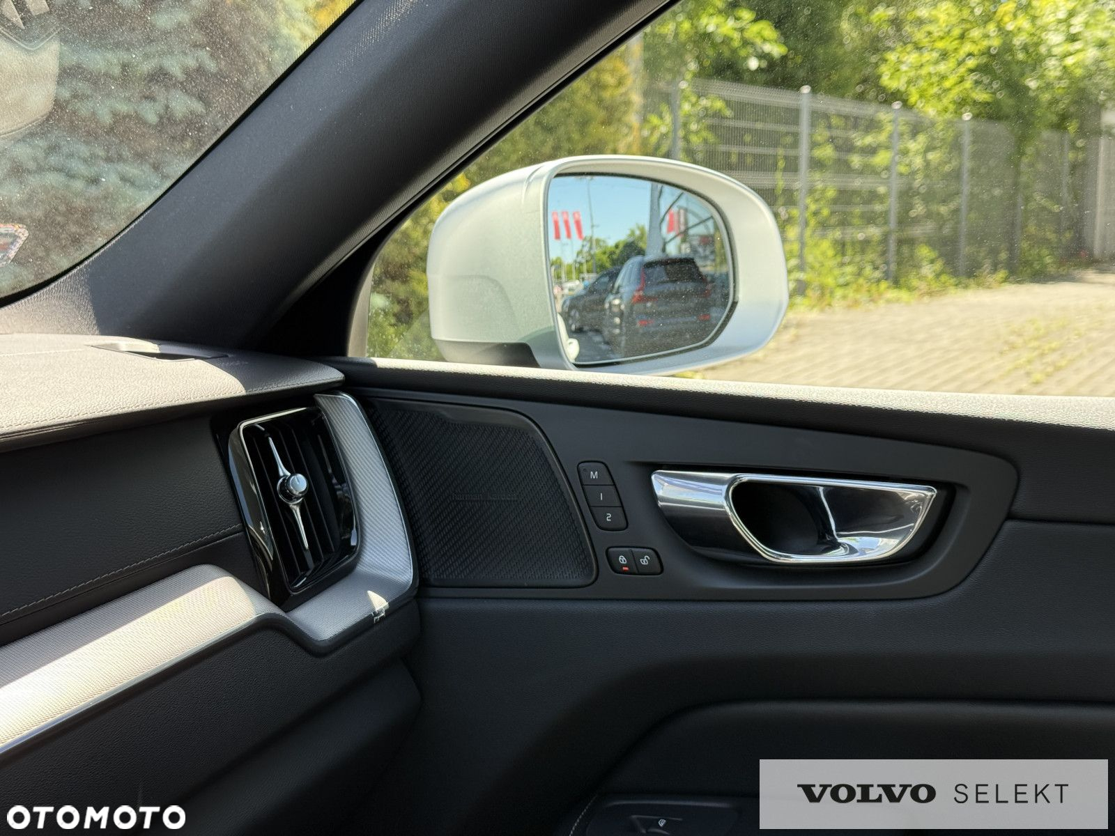 Volvo XC 60 - 25