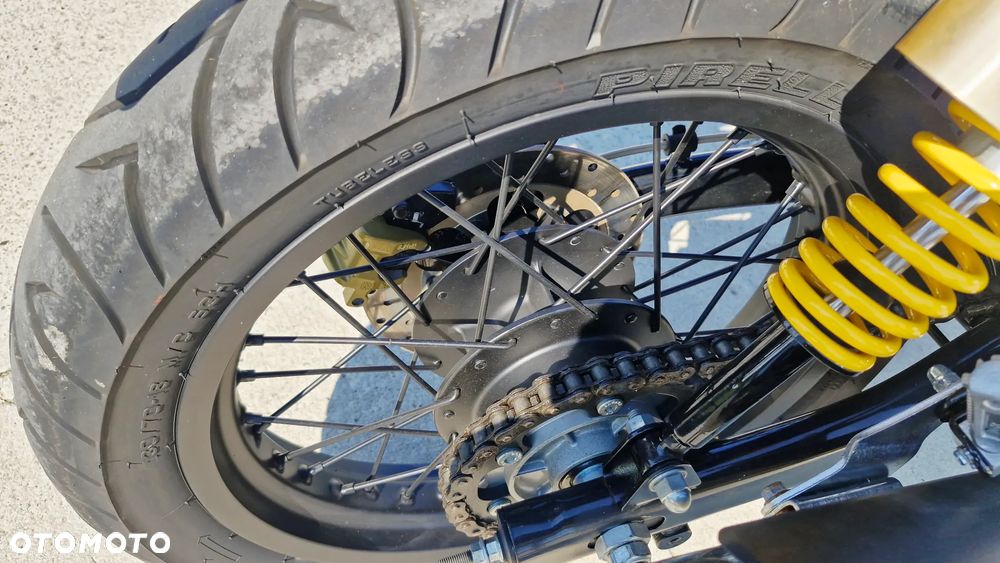 Royal Enfield Continental - 15