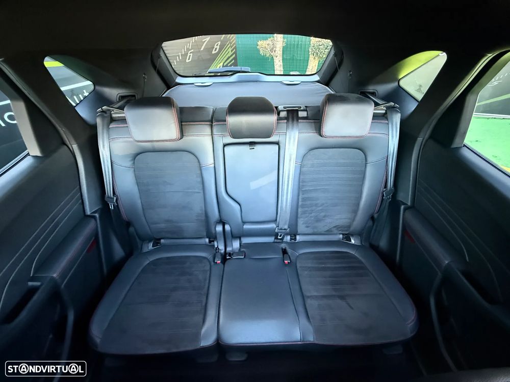 Ford Kuga 1.5 TDCi EcoBlue ST-Line Aut. - 37