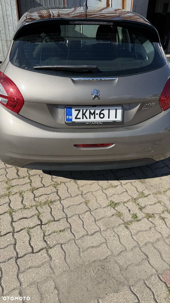 Peugeot 208 - 2