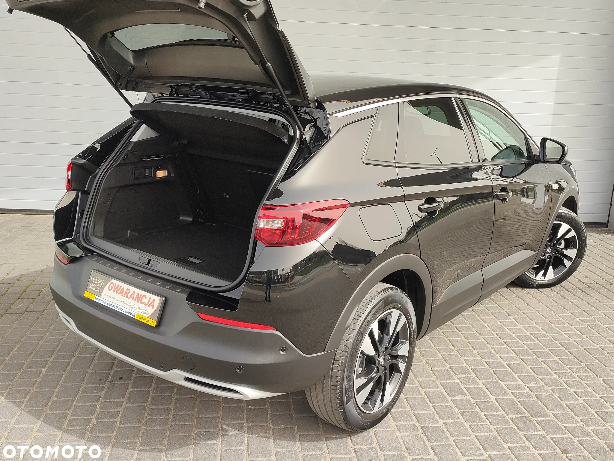 Opel Grandland X 1.2 Start/Stop Business INNOVATION - 32