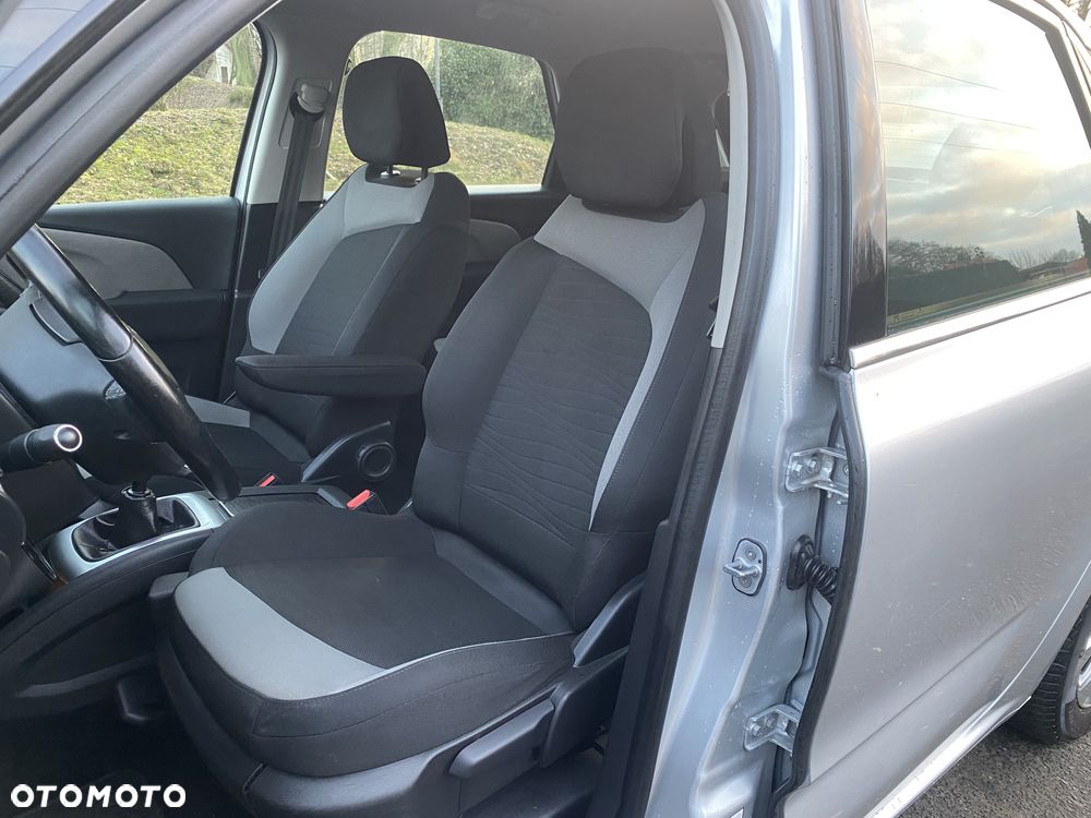 Citroën C4 Picasso 1.6 e-HDi Intensive - 6