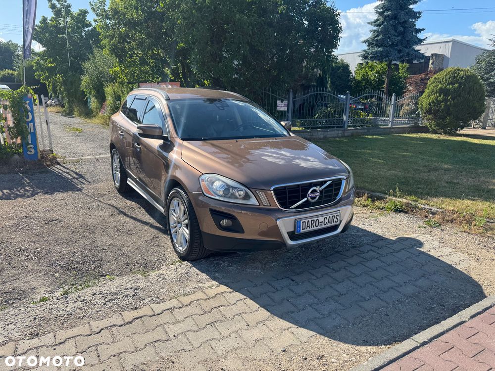 Volvo XC 60 D5 AWD Momentum - 2