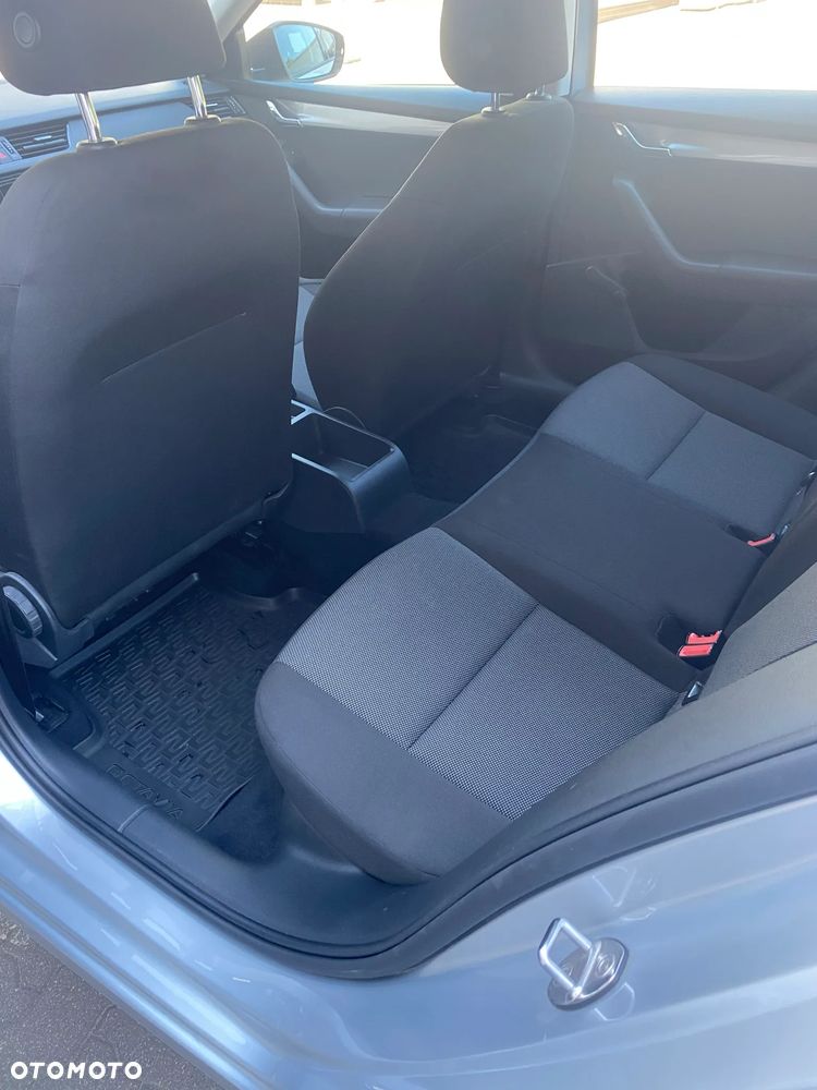 Skoda Octavia 1.6 TDI Ambition - 7