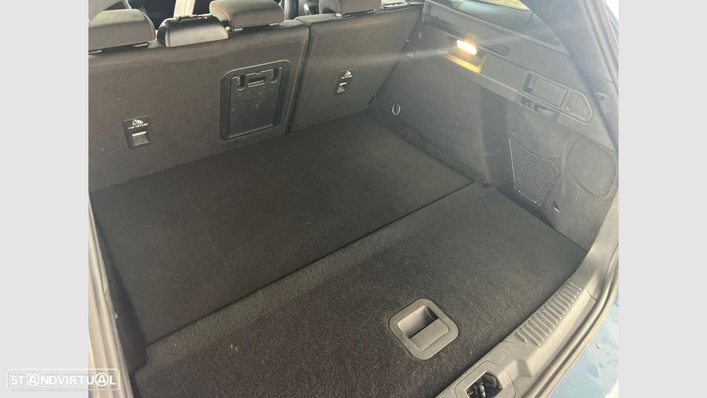 Ford Focus SW 1.0 EcoBoost ST-Line X - 10