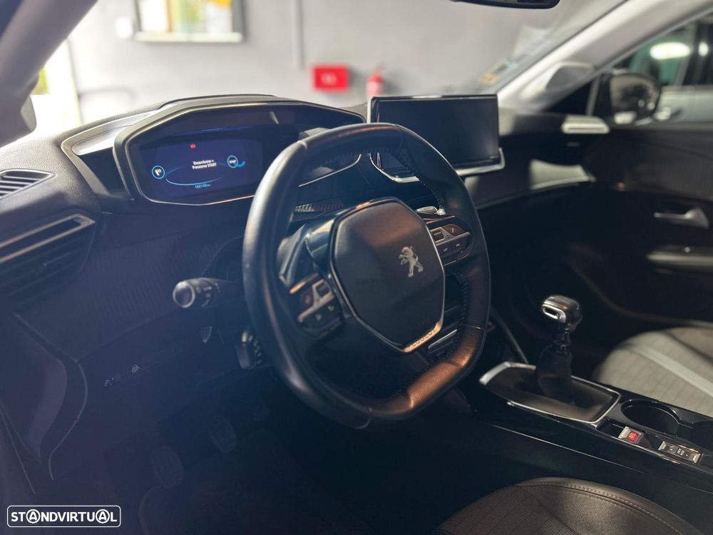 Peugeot 208 PureTech 100 Allure - 35