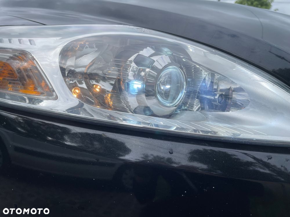 Ford Mondeo 1.8 TDCi Trend - 12