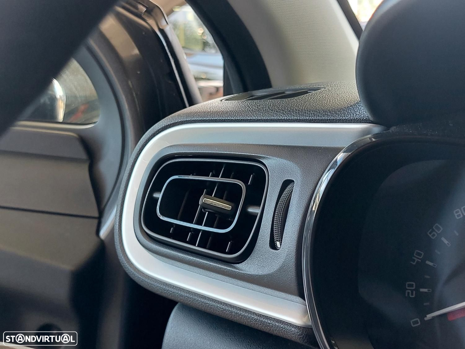 Citroën C3 1.2 PureTech Feel - 32