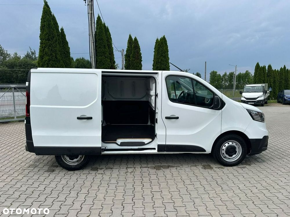 Renault Trafic - 10