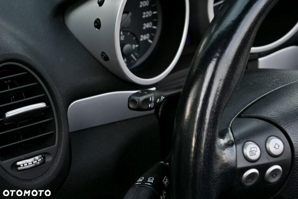 Mercedes-Benz SLK - 37