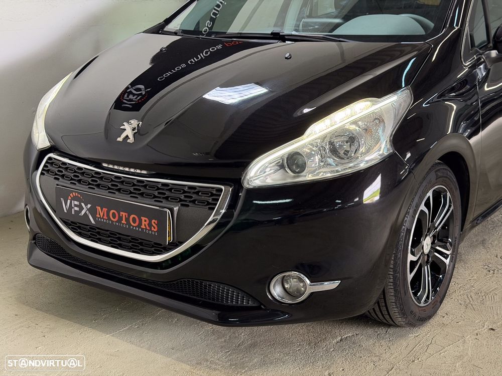 Peugeot 208 1.4 VTi Allure - 16