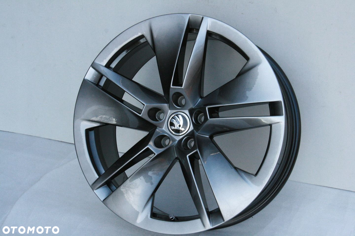 FELGI SKODA RS SUPERB OCTAVIA KODIAQ KAROQ ENYAQ 19 OE 5LA601025C ORYGINALN - 2