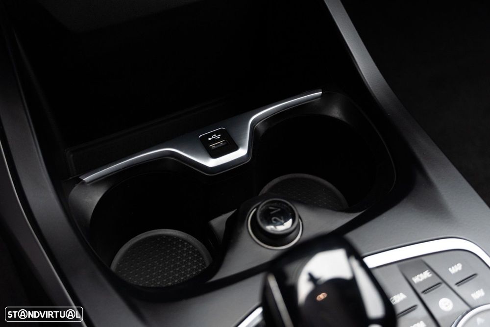 BMW 116 d Advantage Auto - 22