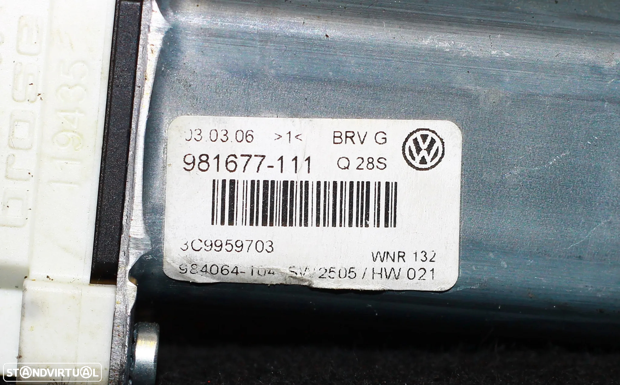 MOTOR ELEVATÓRIO DO VIDRO TRASEIRO ESQUERDO VW PASSAT - 4