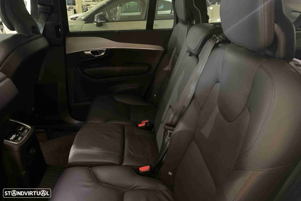 Volvo XC 90 2.0 T8 PHEV Plus Dark AWD - 10