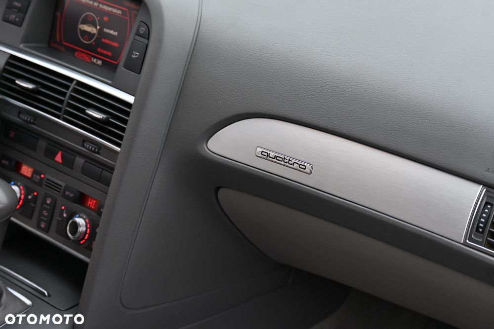 Audi A6 Limousine 3.2 FSI Quattro Tiptronic - 28