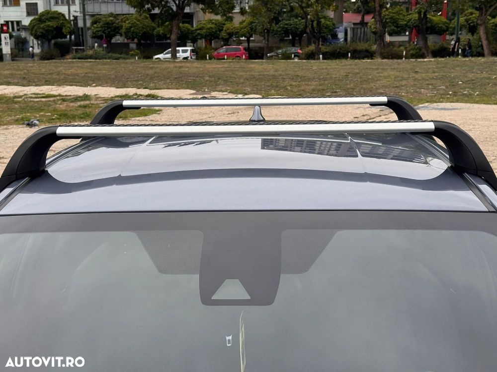 Toyota C-HR 1.8 HSD 122 CP 4x2 CVT Cult - 2