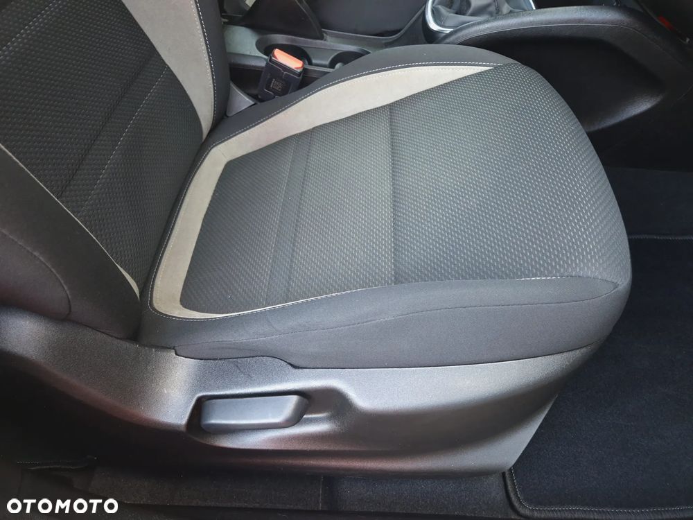 Fiat Tipo 1.4 T-Jet 16v Lounge - 35