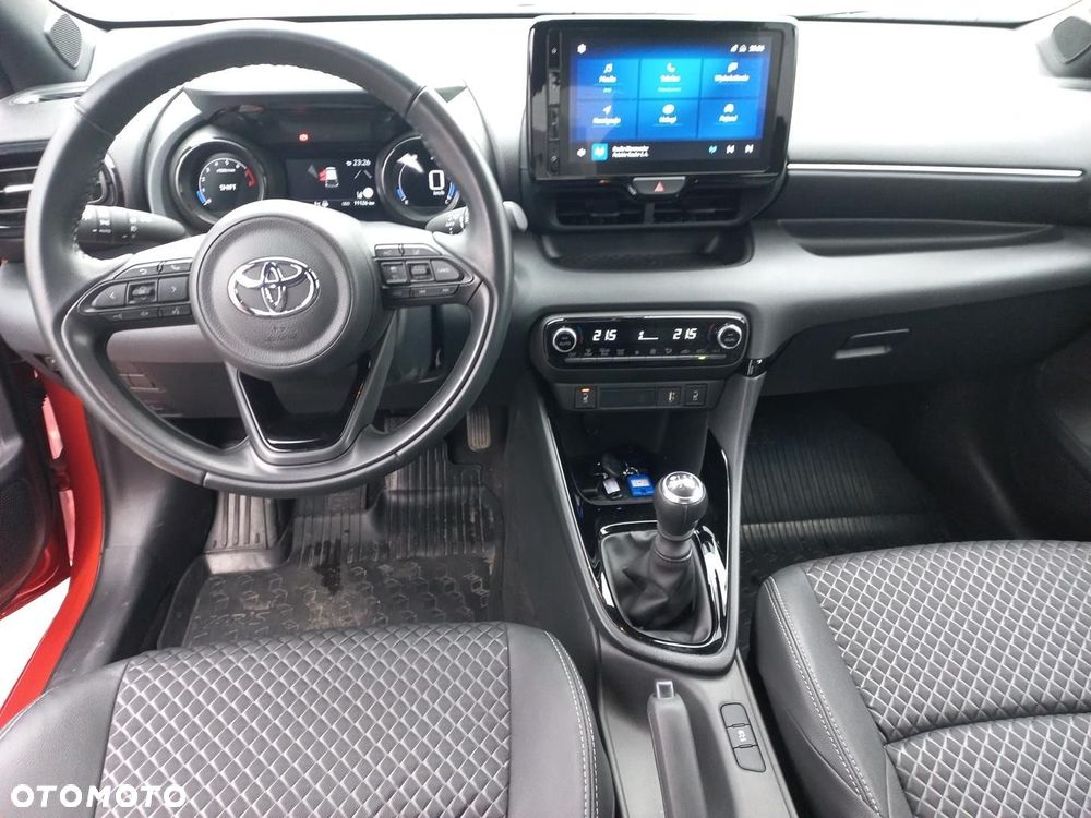 Toyota Yaris 1.5 Selection Style - 13