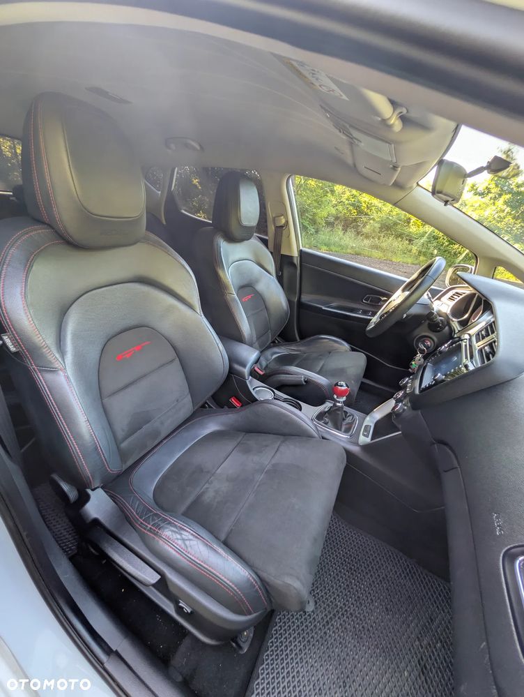 Kia Ceed 1.4 CRDi M - 5