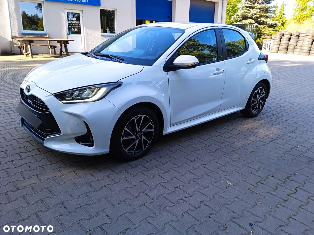 Toyota Yaris 1.5 Comfort CVT - 12