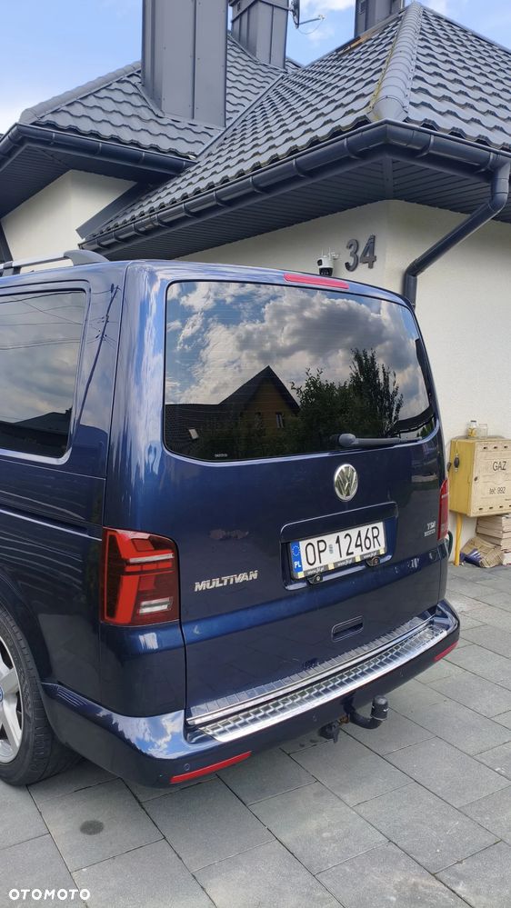 Volkswagen Multivan - 15