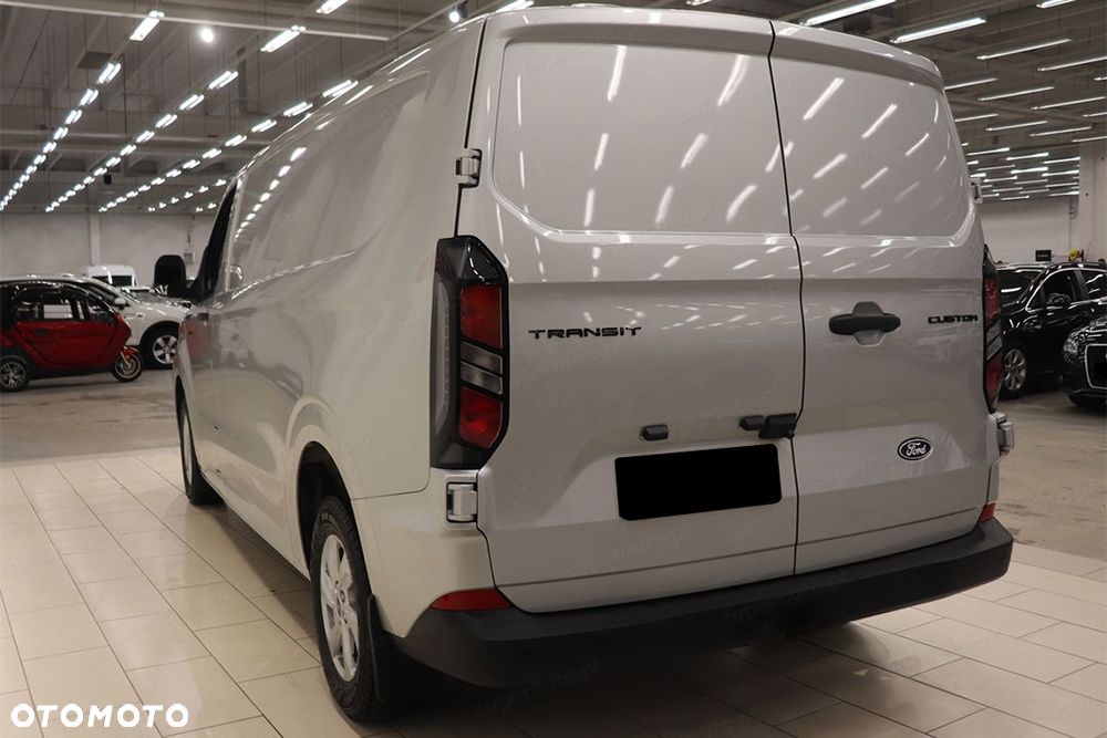 Ford Transit Custom 320 L2H1 Trend 2.0 150KM - 7