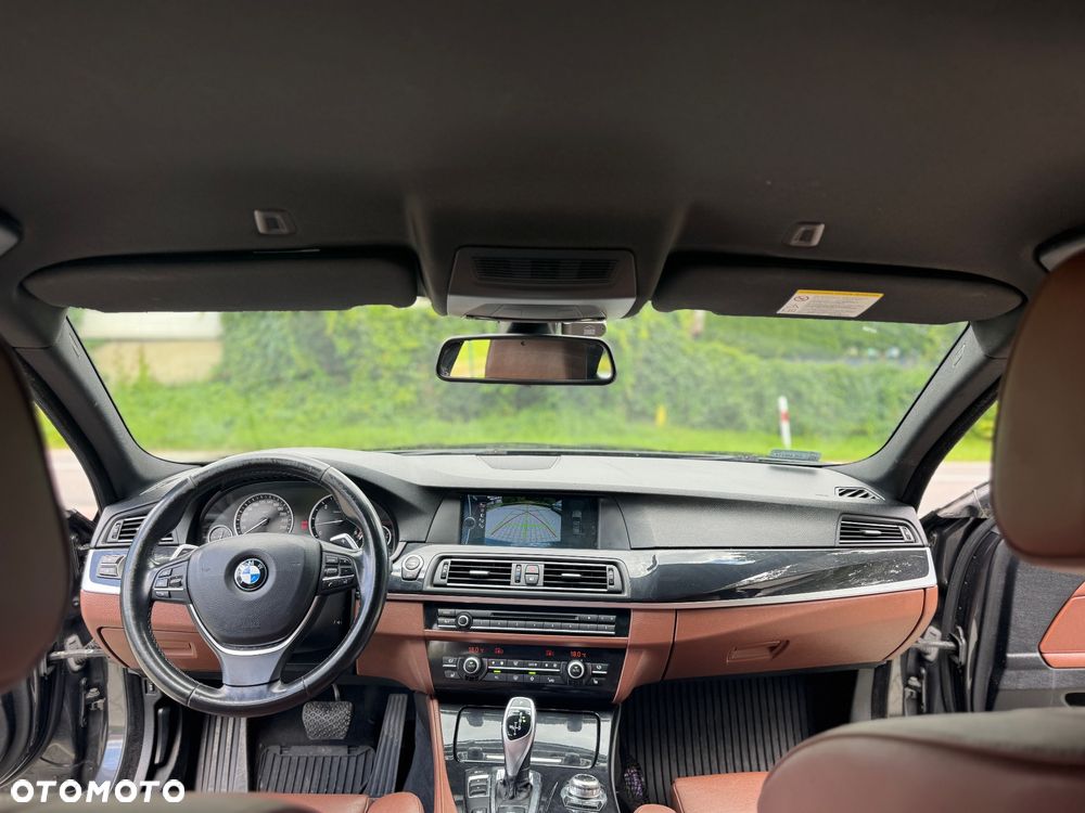 BMW Seria 5 535d xDrive - 10