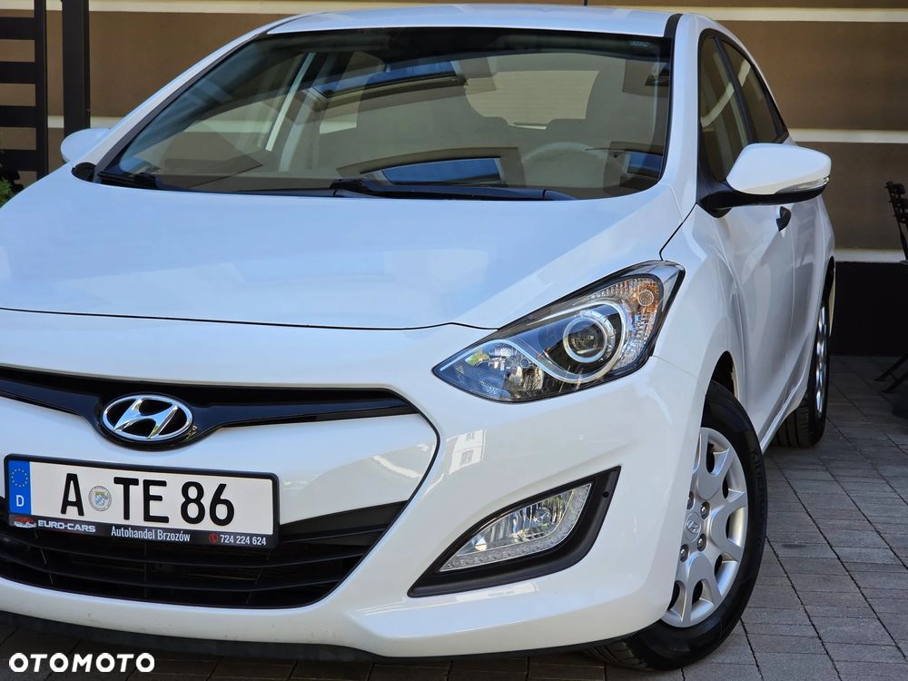 Hyundai i30 1.4 Comfort - 13
