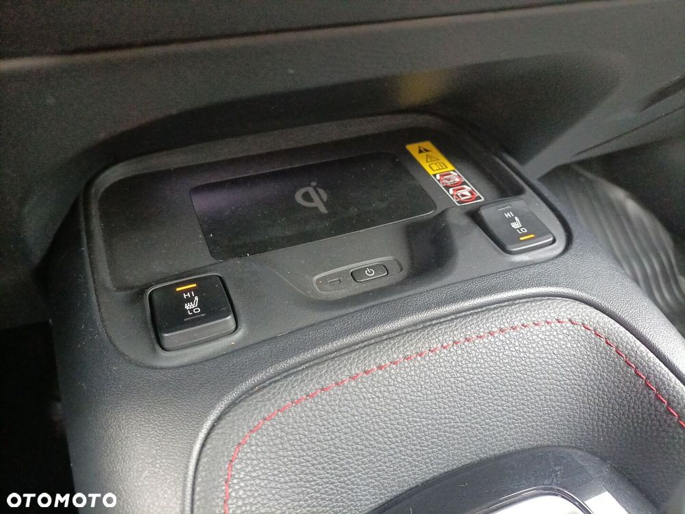 Toyota Corolla 2.0 Hybrid GR Sport Dynamic - 12