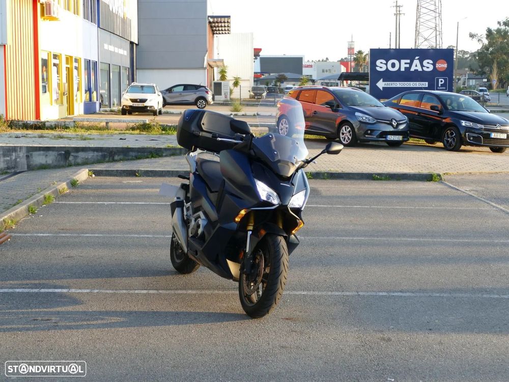 Honda Forza - 2
