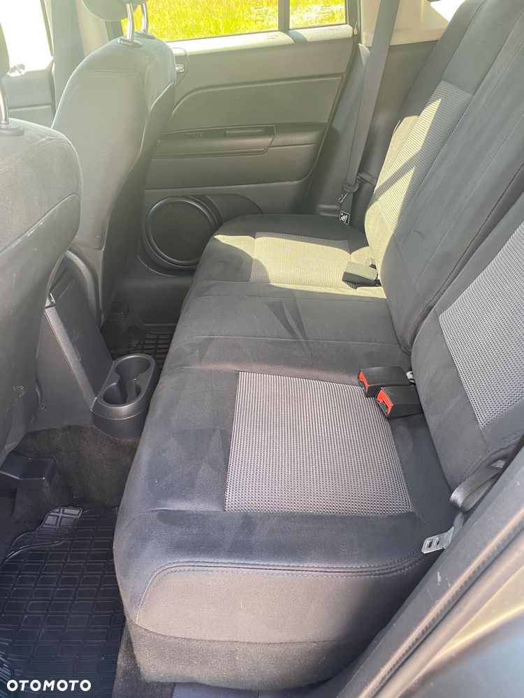 Jeep Compass 2.0 4x2 Limited - 23