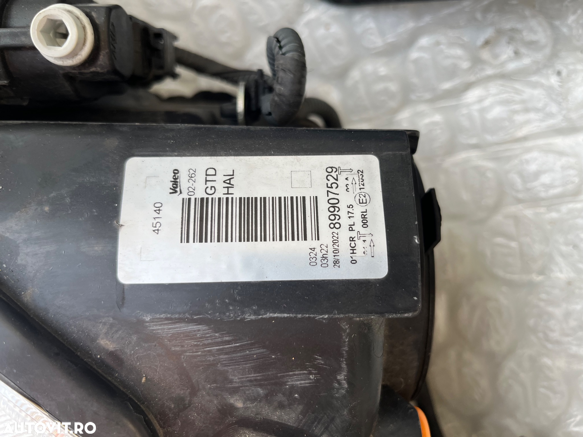 Set Faruri fara xenon Toyota auris 2014 - 5