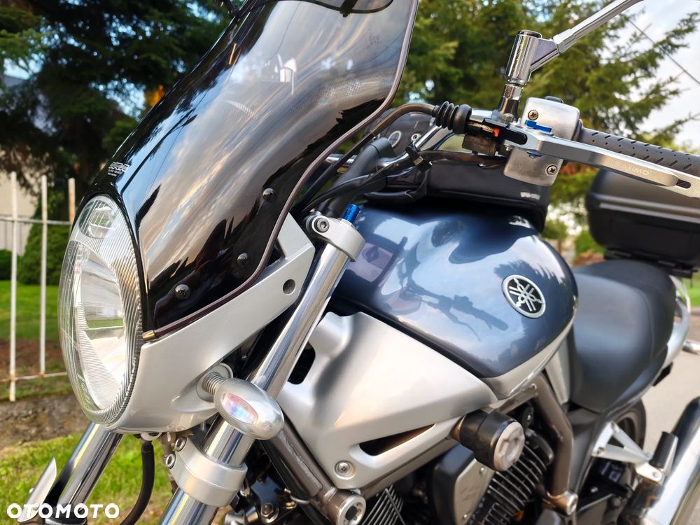 Yamaha BT - 13