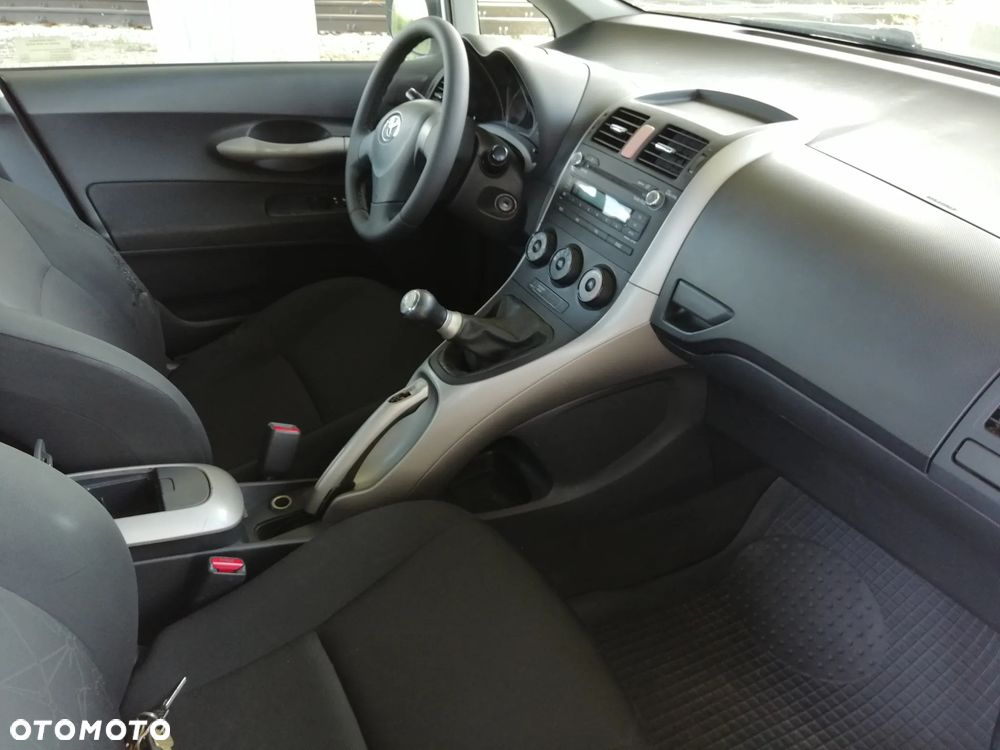 Toyota Auris 1.4 VVT-i Luna - 13