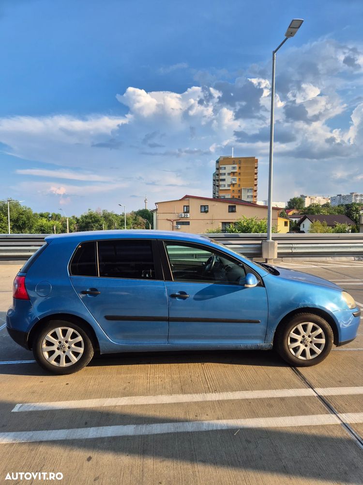 Volkswagen Golf - 3