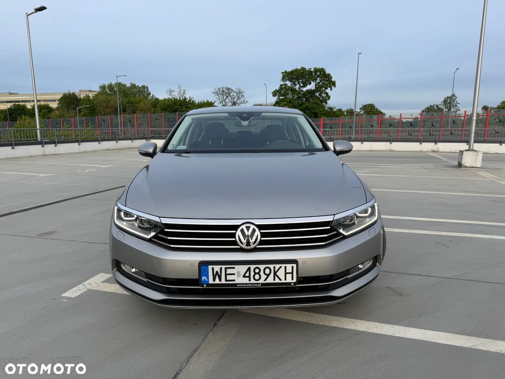 Volkswagen Passat 1.8 TSI BMT Comfortline - 1