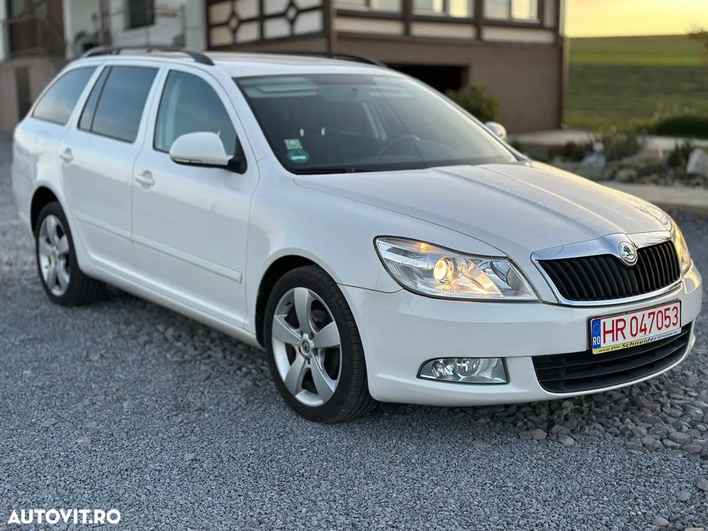 Skoda Octavia 1.6 TDI Ambiente - 1