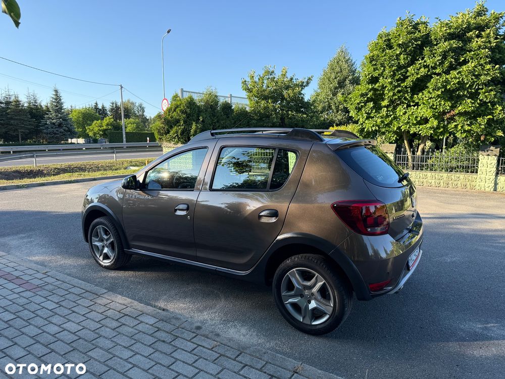 Dacia Sandero 0.9 TCe SL Celebration S&S - 27