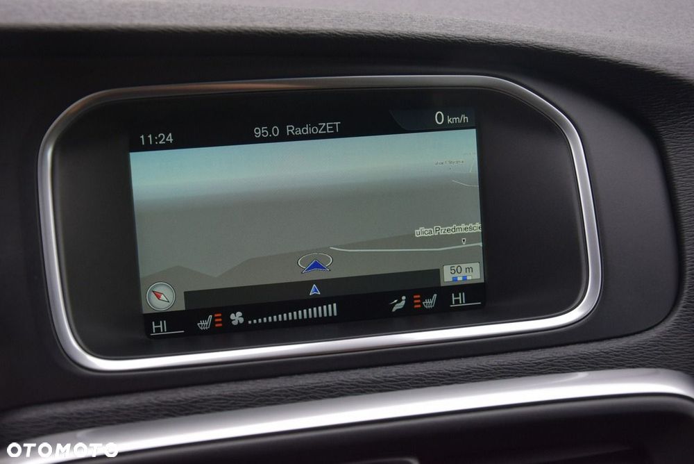 Volvo V40 D2 - 31