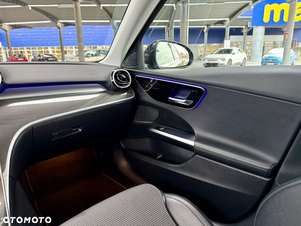 Mercedes-Benz Klasa C 200 mHEV 4-Matic - 10