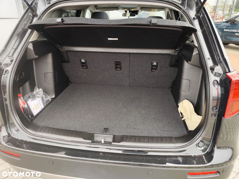 Suzuki Vitara 1.4 Boosterjet mHEV Elegance Sun 4WD - 26