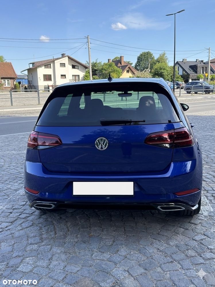 Volkswagen Golf 1.5 eTSI EVO R-Line DSG - 2