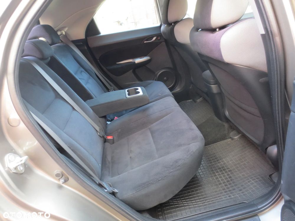 Honda Civic 1.4 Comfort - 7