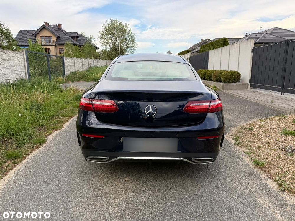 Mercedes-Benz Klasa E 220 d 4-Matic 9G-TRONIC - 9