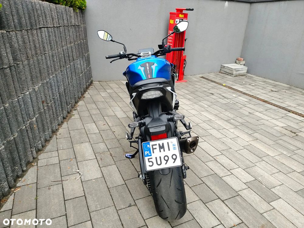 Suzuki GSX 1000 - 4