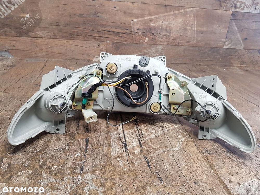 Reflektor lampa Suzuki Burgman AN 250 - 15